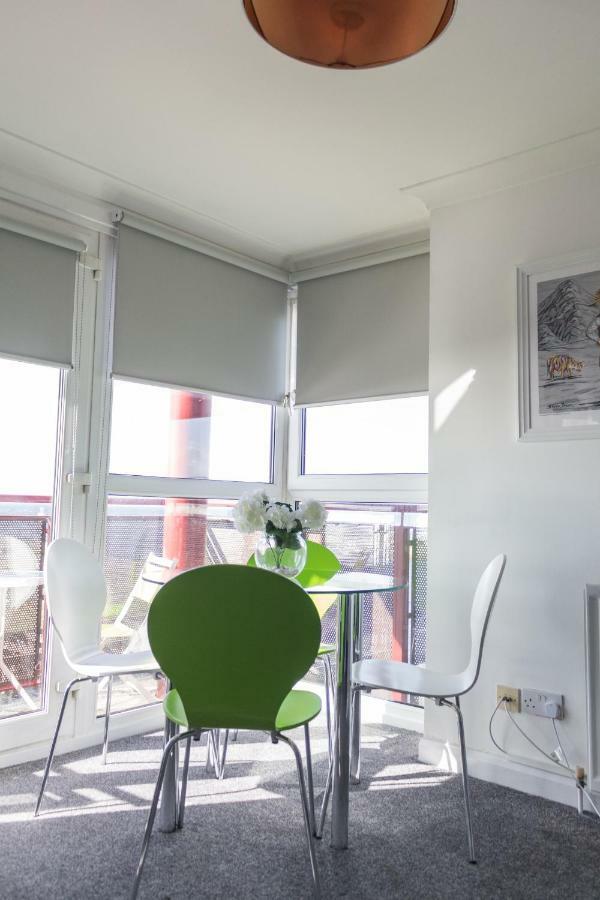 No27 Ayr Beach - Coorie Doon Stays Extérieur photo