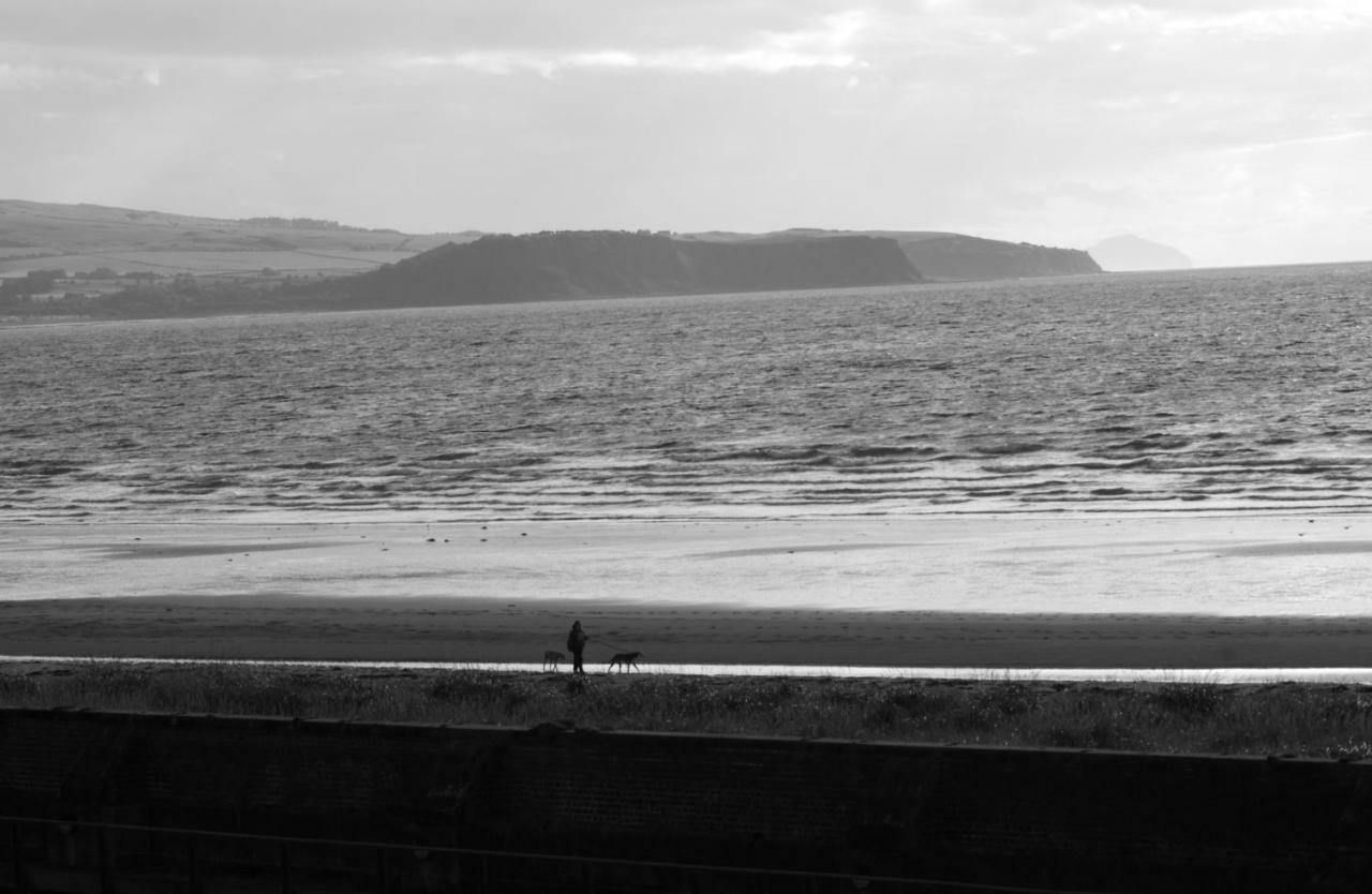 No27 Ayr Beach - Coorie Doon Stays Extérieur photo